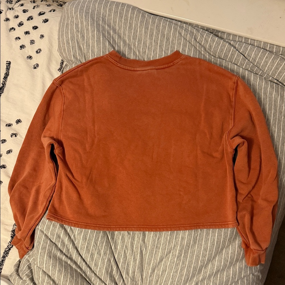 Universal Thread Women's Rust Sweatshirt - image 4
